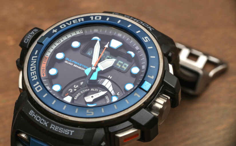 A different Casio g-shock gwn q1000-1a Replica watch